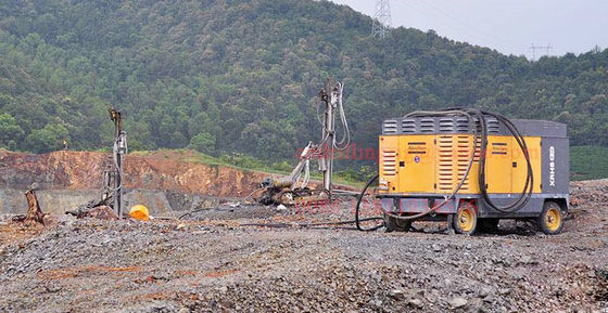 ضاغط الهواء المحمول من أطلس كوبكو مع 30.5m³ / min حجم التدفق الاسمي