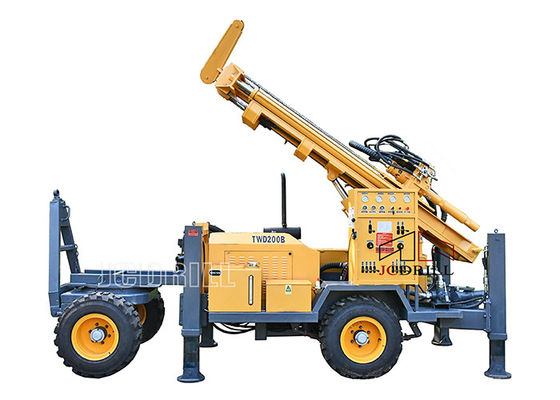 جهاز حفر آبار المياه 4 سلندرات محرك الديزل Quanchai 180m